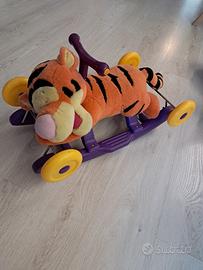 Tigro dondolo o con le ruote 