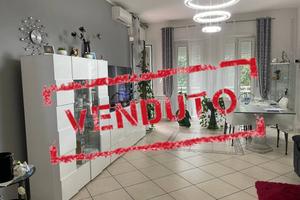 Appartamento di 105 m² con 4 locali e box auto dop