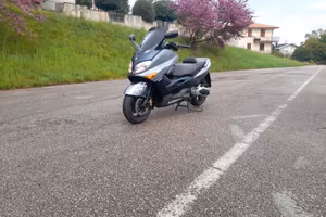Yamaha T max