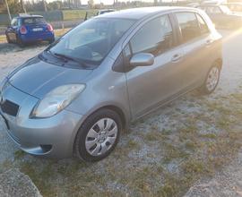 Toyota Yaris 1.4 D-4D 5 porte Sol