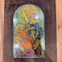 Madonna con bambino incisa a mano su cristallo