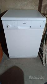 Lavastoviglie whirpool