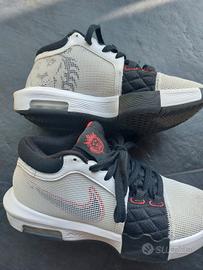 Scarpe da basket Nike LeBron 8 