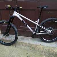 Hard tail ragley mmboop 2022, taglia M