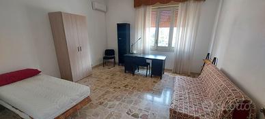 camera in zona conservatorio 