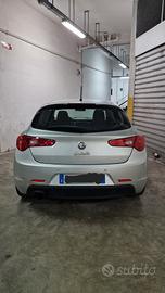 ALFA ROMEO Giulietta distintive