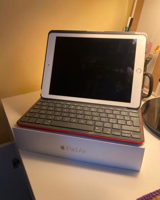 iPad air 32 gb oro (fine 2016) con tastiera