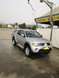 Mitsubishi L200 del 2007 136 cv