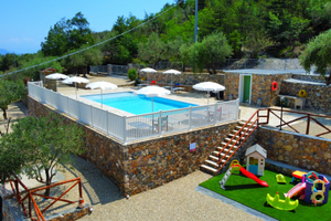 Agriturismo Monte Acuto-natura,mare,relax,piscina