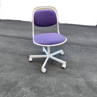 sedia bambini regolabile in altezza con rotelle 
