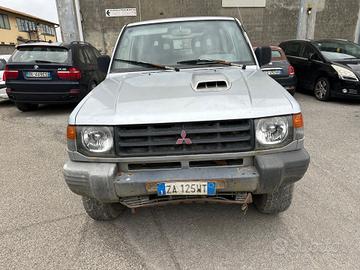 Mitsubishi Pajero 2.5 TDI 3p NON PARTE