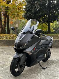 Yamaha tmax530