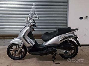 Piaggio Beverly 300 i.e. tourer