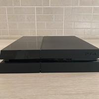 PLAYSTATION 4