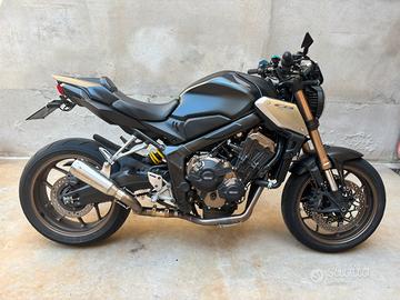 Honda cb650r 2021 23.000km