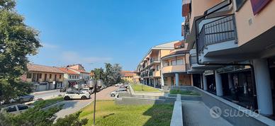 Locale commerciale Trofarello