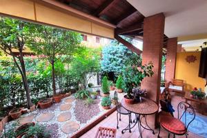 Porzione di villa a schiera