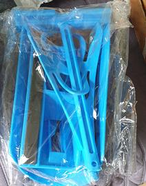 AUSILIO PER INFILARE I CALZINI