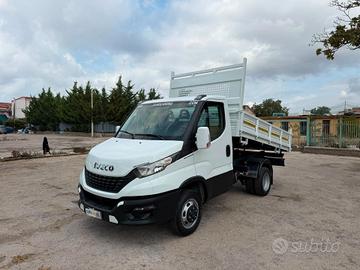 DAILY 35C16 3.000 160CV RIBALTABILE TRILATERALE 3.