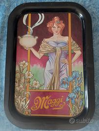 Vassoio in latta dado Maggi Liberty