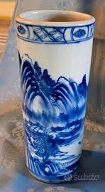 Antico vaso Cinese cilindrico bianco-blu
