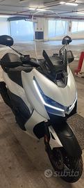 Scooter Zontes ZT 350 D tagliandato e gommato