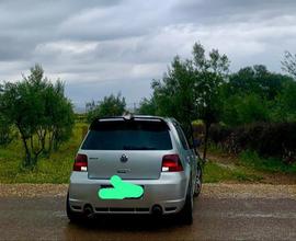 VOLKSWAGEN Golf 4ª serie - 2001