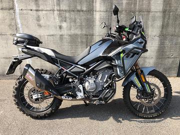 CF Moto 450 MT