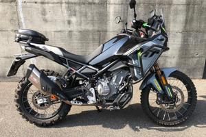 CF Moto 450 MT