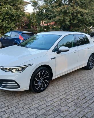 volkswagen golf 8 2.0 150cv anno 2022 style
