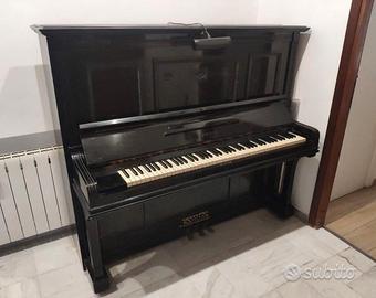 Pianoforte verticale Strauss Stuttgart