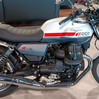 Moto Guzzi V7 IV SPECIAL