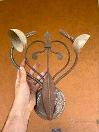 Applique in ferro battuto