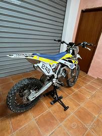 Cross husqvarna