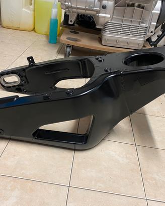 Forcellone Yamaha R1 2009 2014 09 14