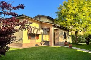 VILLA SINGOLA A PANDINO