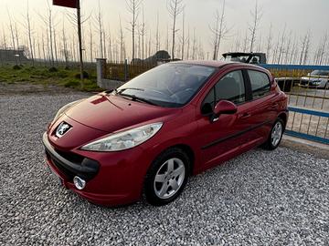 Peugeot 207 1.4 8V 75CV 5p. ONE Line