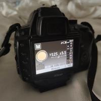 Nikon D5000