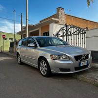 Volvo v50 2012