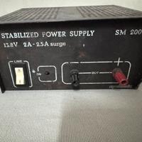 Alimentatore stabilizzato 2A