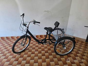 Triciclo per adulti 