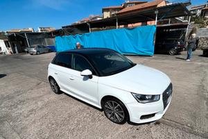 AUDI A 1 SPORTBACK ( S LINE INTERNO ED ESTERNO) 18