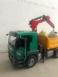 Camion spazzatura giocattolo