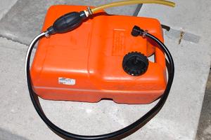 Serbatoio fuoribordo