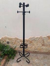 Porta ombrelli e appendi abito da ufficio