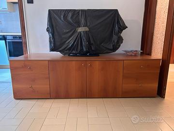 MADIA LEGNO MOBILE TV