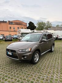 Mitsubishi Outlander 2.2