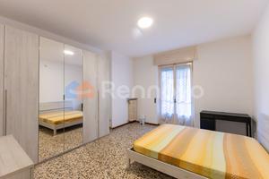 Stanza matrimoniale con balcone - Milano