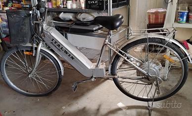 Bici elettrica a pedalata assistita Italwin Beauty