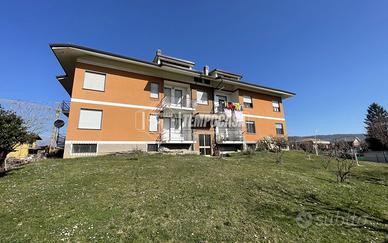 AMPIO APPARTAMENTO IN QUADRIFAMILIARE CON MANSARDA